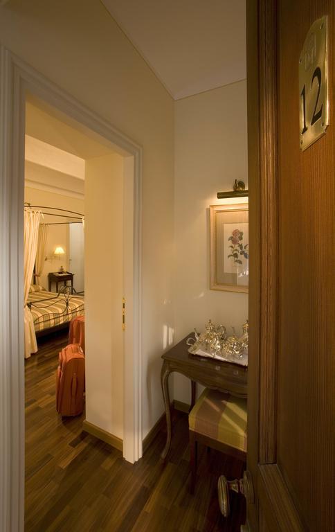 Neviglie Marcarini Agriturismo الغرفة الصورة