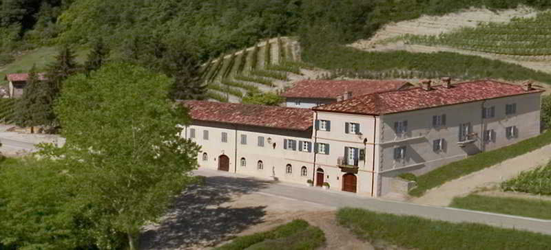 Neviglie Marcarini Agriturismo المظهر الخارجي الصورة
